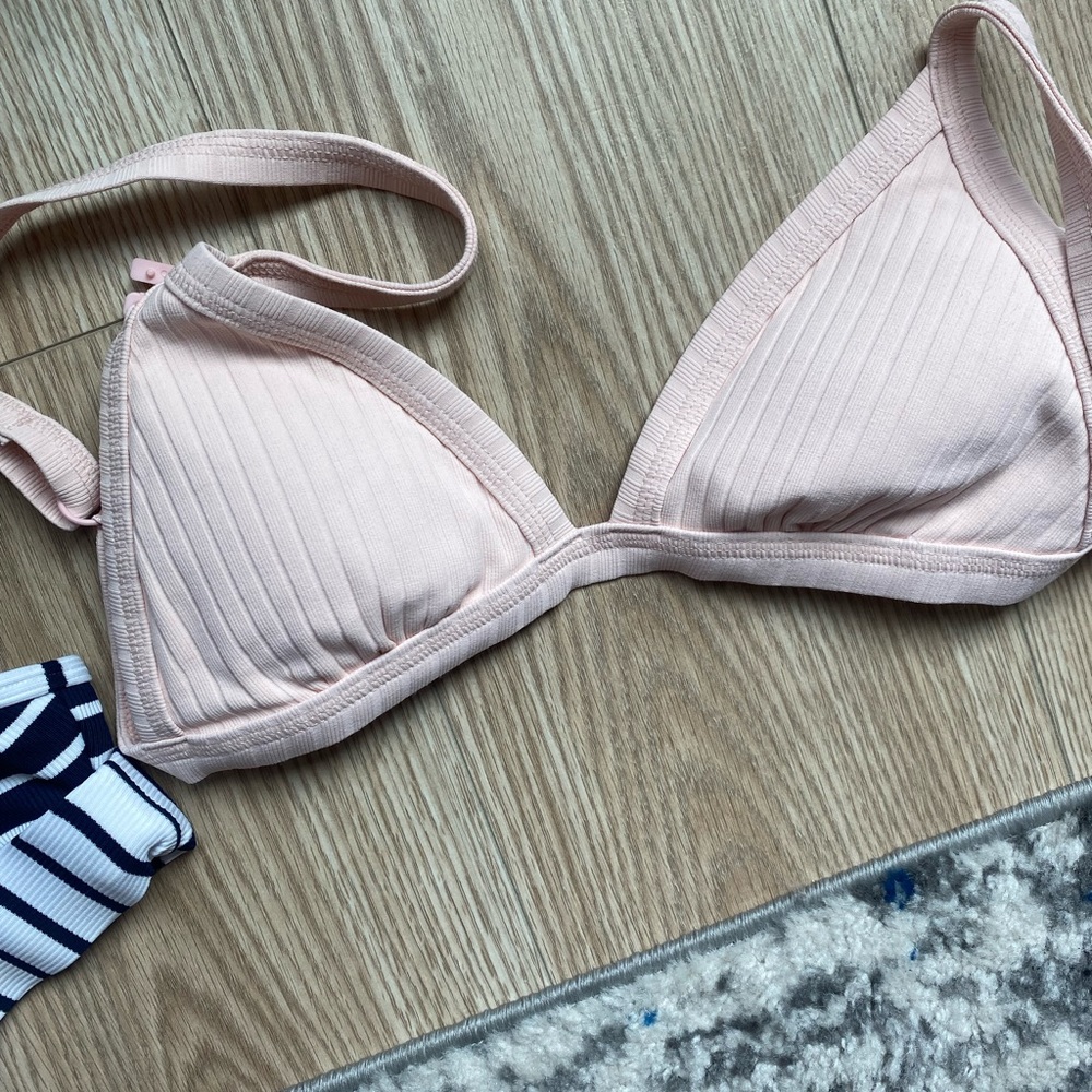 L Space Bikini top size 6